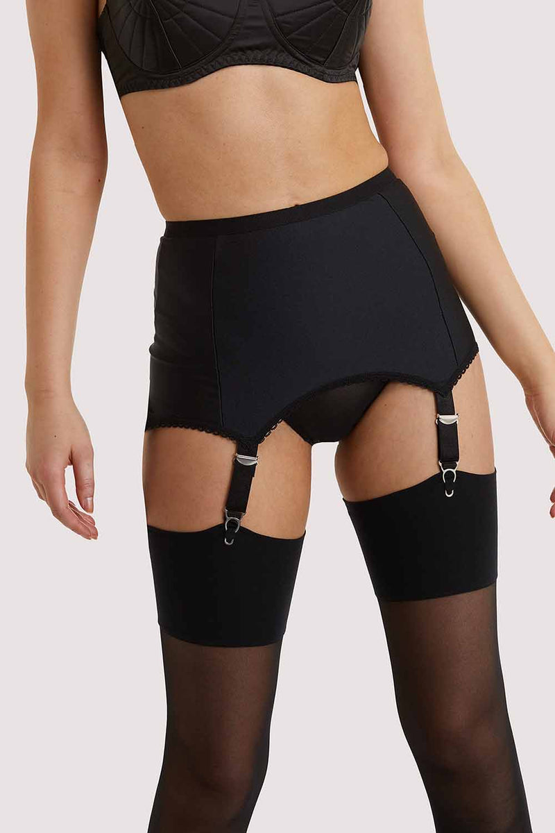 Retro Classics 8-Strap Suspender Belt