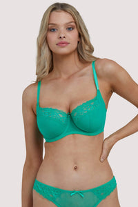 Fuller Bust